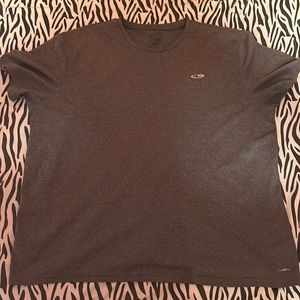 gray men’s shirt, champion